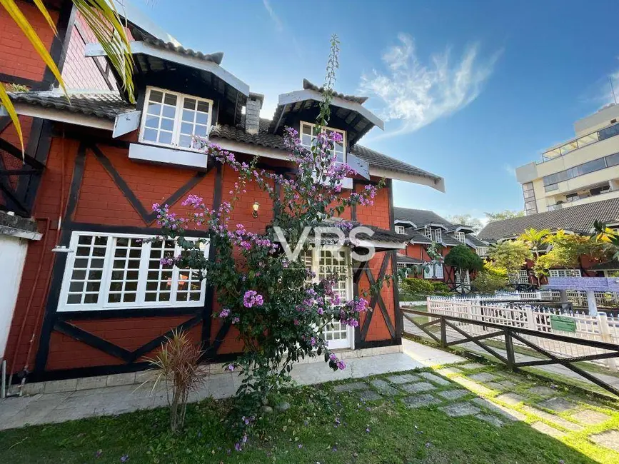 Casa de Condomínio com 5 quartos à venda, 72m2 em Alto, Teresopolis - RJ - imagem 1 Foto 1 de Casa de Condomínio com 5 quartos à venda, 72m2 em Alto, Teresopolis - RJ