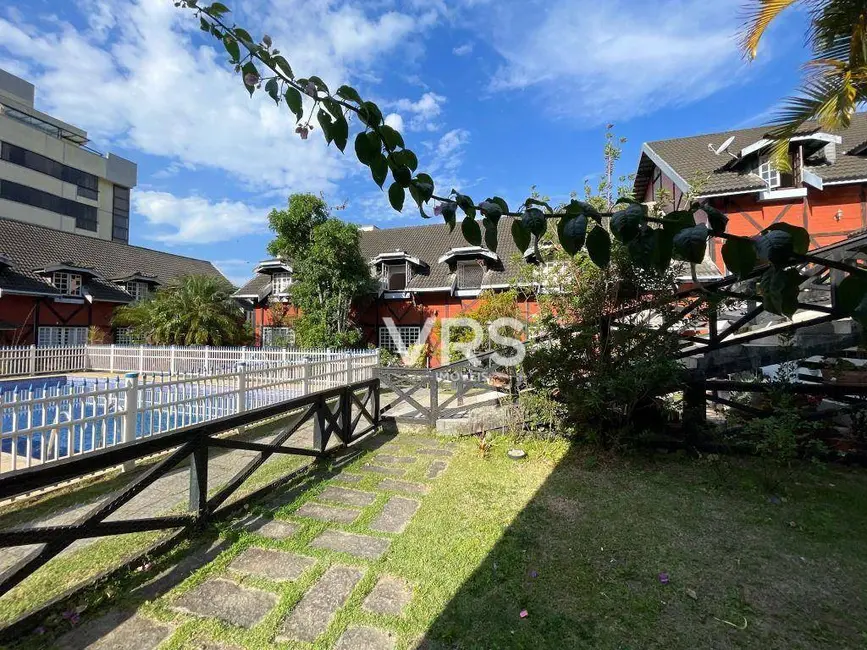 Casa de Condomínio com 5 quartos à venda, 72m2 em Alto, Teresopolis - RJ - imagem 8 Foto 8 de Casa de Condomínio com 5 quartos à venda, 72m2 em Alto, Teresopolis - RJ