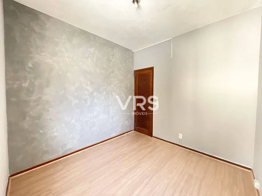Foto 7 de Apartamento com 2 quartos à venda, 60m2 em Vale do Paraíso, Teresopolis - RJ