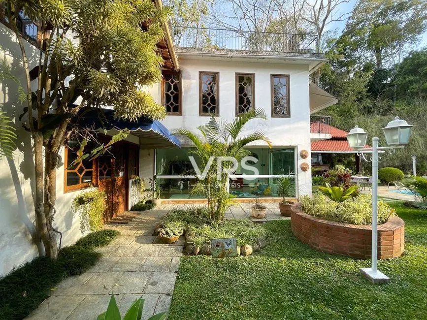 Foto 2 de Casa de Condomínio com 5 quartos à venda, 1600m2 em Parque do Imbui, Teresopolis - RJ