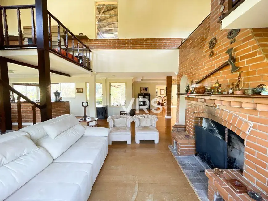 Foto 6 de Casa de Condomínio com 5 quartos à venda, 1310m2 em Carlos Guinle, Teresopolis - RJ