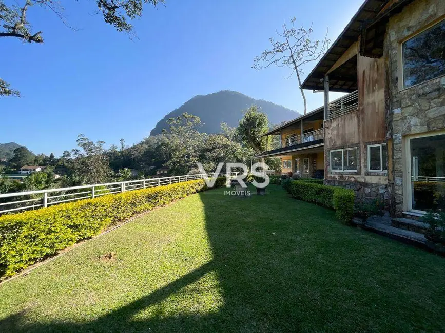 Foto 2 de Casa de Condomínio com 5 quartos à venda, 1310m2 em Carlos Guinle, Teresopolis - RJ