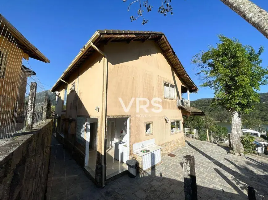 Foto 9 de Casa de Condomínio com 5 quartos à venda, 1310m2 em Carlos Guinle, Teresopolis - RJ