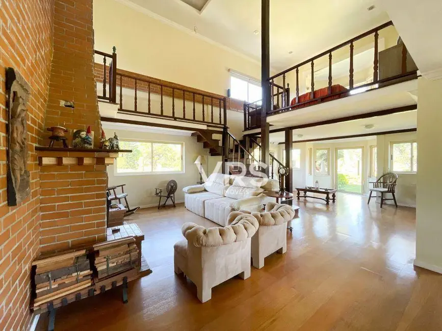 Foto 3 de Casa de Condomínio com 5 quartos à venda, 1310m2 em Carlos Guinle, Teresopolis - RJ