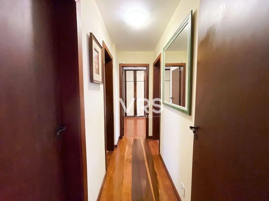 Foto 9 de Apartamento com 3 quartos à venda, 166m2 em Várzea, Teresopolis - RJ