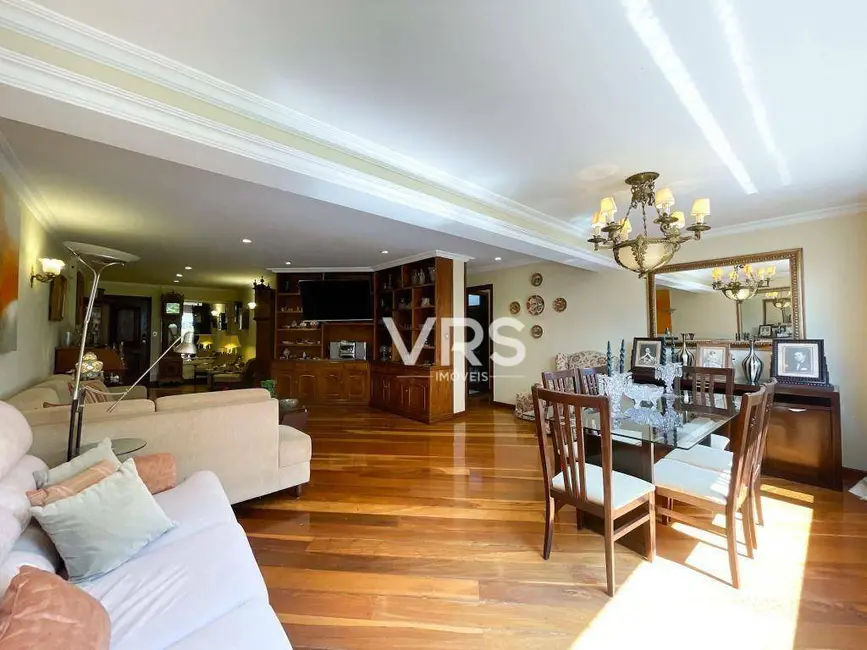 Foto 7 de Apartamento com 3 quartos à venda, 166m2 em Várzea, Teresopolis - RJ