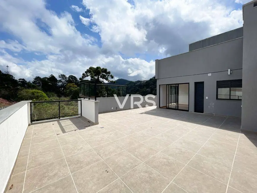 Cobertura com 2 quartos à venda, 146m2 em Várzea, Teresopolis - RJ - imagem 1 Foto 1 de Cobertura com 2 quartos à venda, 146m2 em Várzea, Teresopolis - RJ