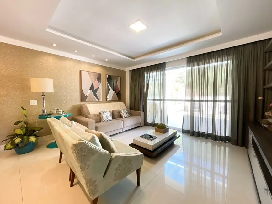 Cobertura com 4 quartos à venda, 276m2 em Várzea, Teresopolis - RJ - imagem 4 Foto 4 de Cobertura com 4 quartos à venda, 276m2 em Várzea, Teresopolis - RJ