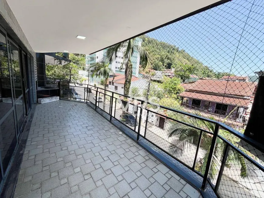 Foto 4 de Apartamento com 3 quartos à venda, 220m2 em Parque das Palmeiras, Angra Dos Reis - RJ
