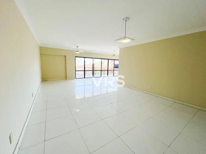 Foto 2 de Apartamento com 3 quartos à venda, 220m2 em Parque das Palmeiras, Angra Dos Reis - RJ