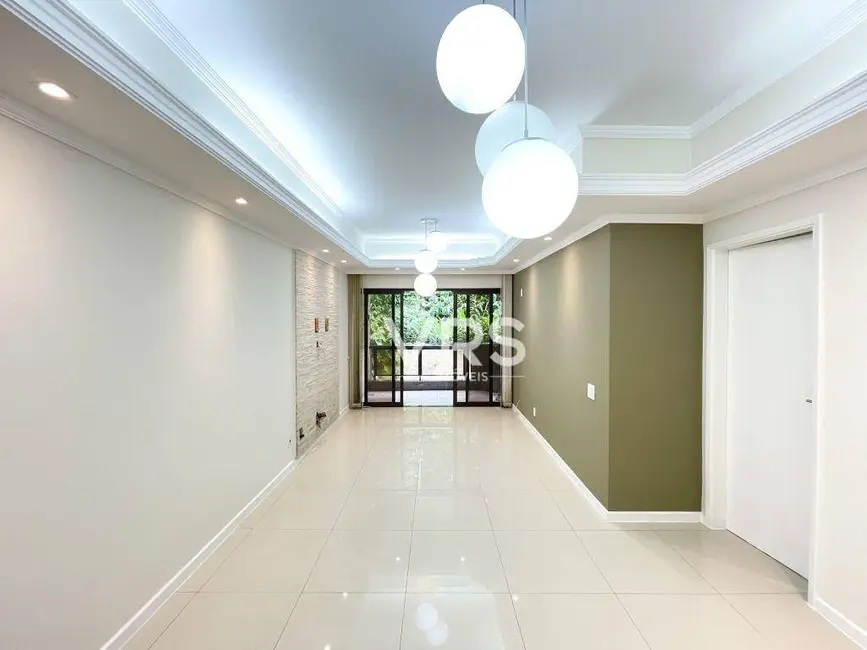 Foto 1 de Apartamento com 3 quartos à venda, 110m2 em Várzea, Teresopolis - RJ