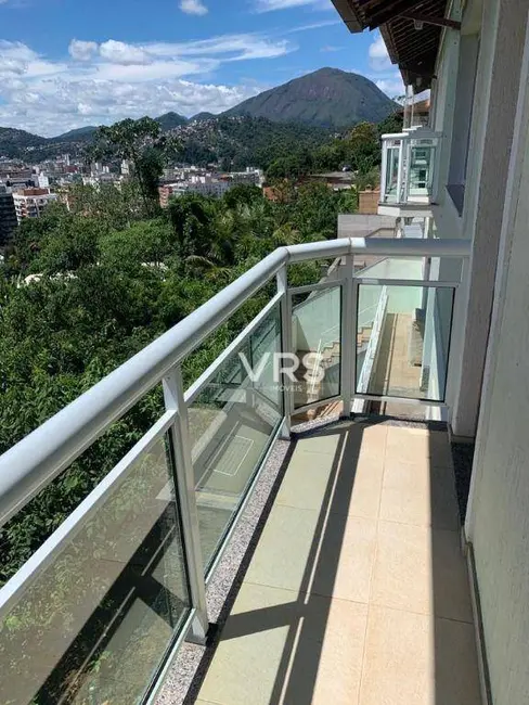 Foto 3 de Apartamento com 4 quartos à venda, 141m2 em Iucas, Teresopolis - RJ