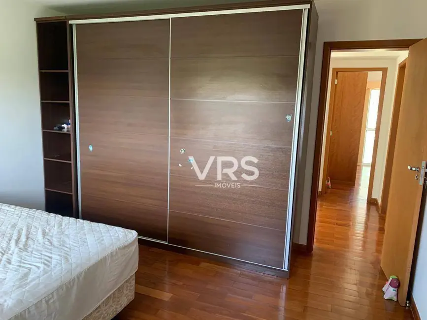 Foto 7 de Apartamento com 4 quartos à venda, 141m2 em Iucas, Teresopolis - RJ