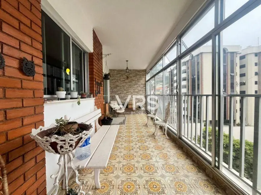 Foto 1 de Apartamento com 2 quartos à venda, 91m2 em Várzea, Teresopolis - RJ