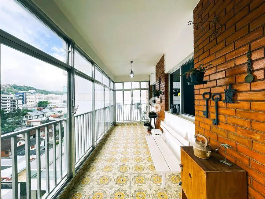 Foto 3 de Apartamento com 2 quartos à venda, 91m2 em Várzea, Teresopolis - RJ