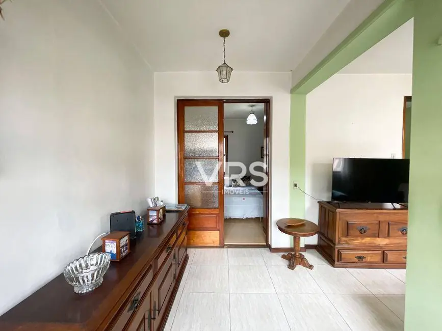 Apartamento com 2 quartos à venda, 74m2 em Várzea, Teresopolis - RJ - imagem 6 Foto 6 de Apartamento com 2 quartos à venda, 74m2 em Várzea, Teresopolis - RJ