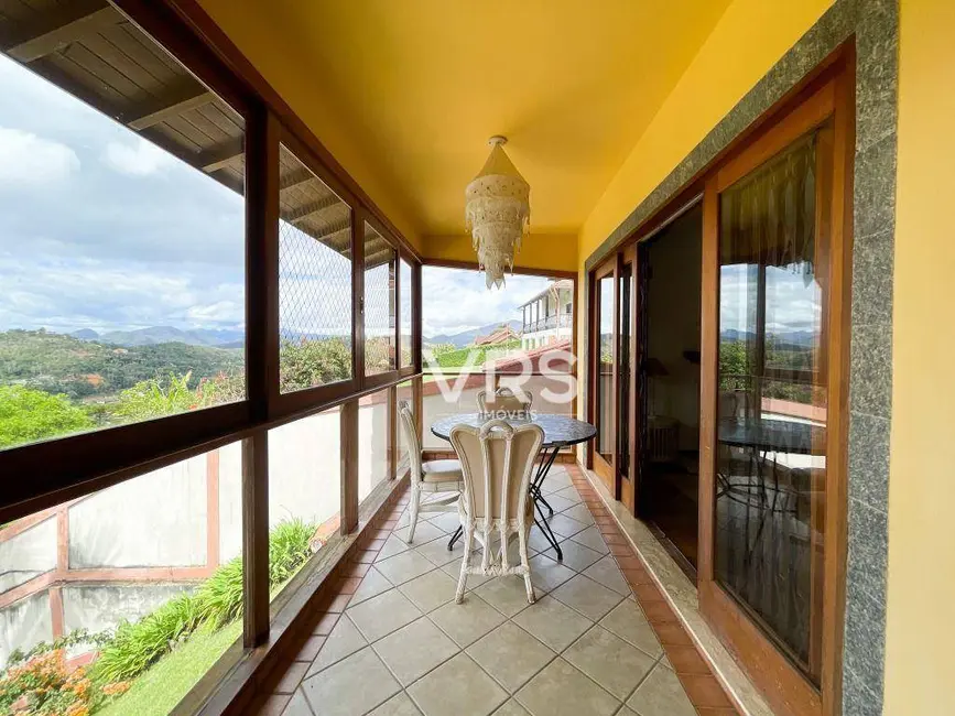 Foto 8 de Casa com 5 quartos à venda, 2280m2 em Parque do Imbui, Teresopolis - RJ