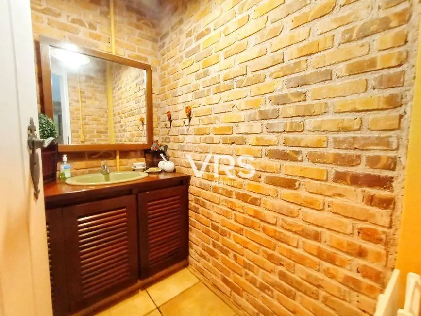 Foto 7 de Casa com 3 quartos à venda, 1060m2 em Golfe, Teresopolis - RJ