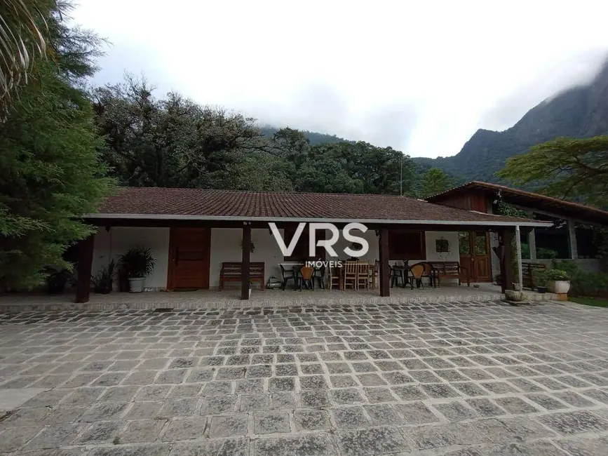 Casa com 7 quartos à venda, 2865m2 em Várzea Alegre, Guapimirim - RJ - imagem 2 Foto 2 de Casa com 7 quartos à venda, 2865m2 em Várzea Alegre, Guapimirim - RJ