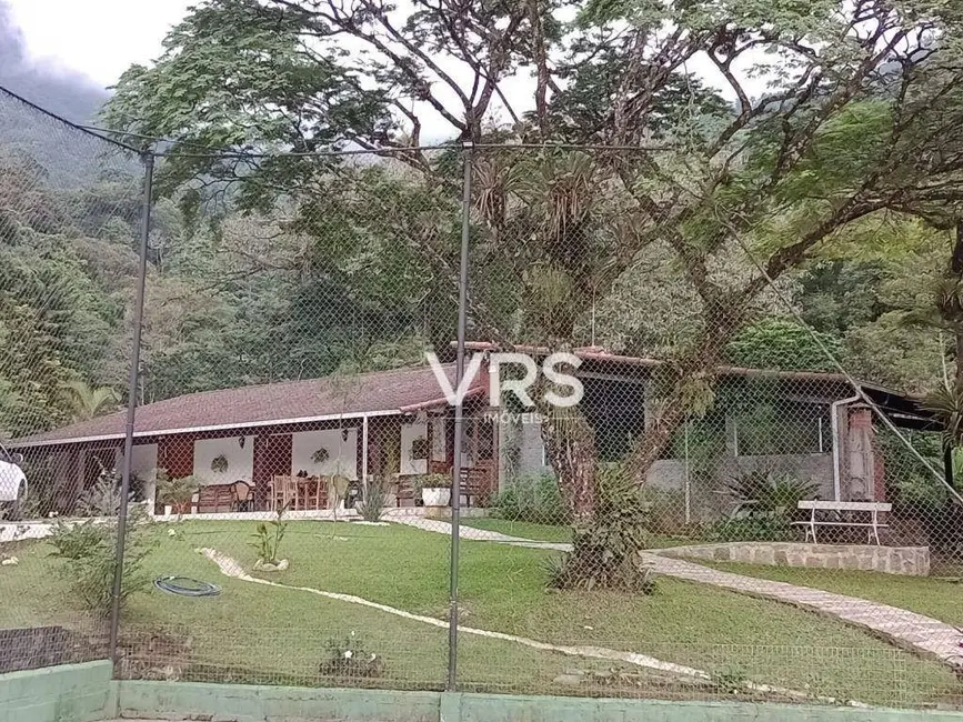 Casa com 7 quartos à venda, 2865m2 em Várzea Alegre, Guapimirim - RJ - imagem 5 Foto 5 de Casa com 7 quartos à venda, 2865m2 em Várzea Alegre, Guapimirim - RJ