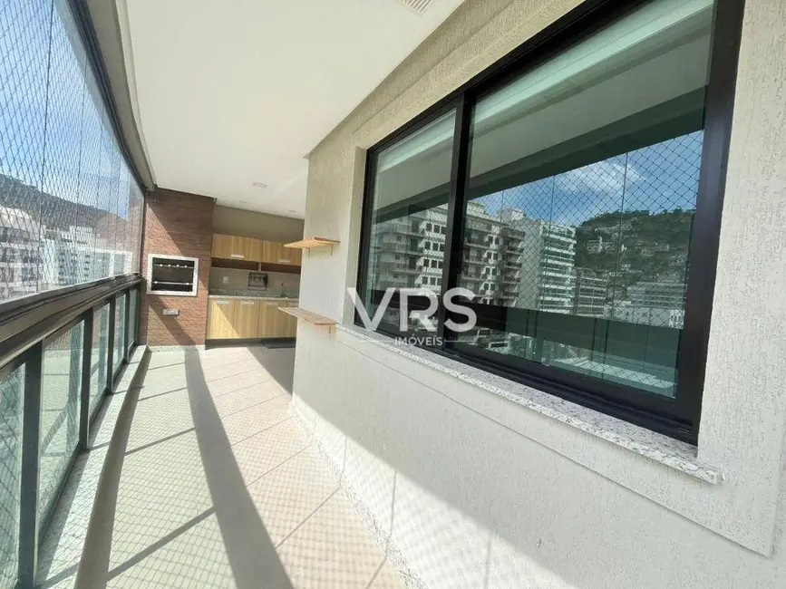 Foto 3 de Apartamento com 4 quartos à venda, 125m2 em Várzea, Teresopolis - RJ