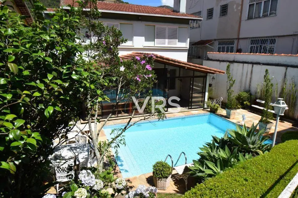 Foto 1 de Casa com 3 quartos à venda, 360m2 em Jardim Cascata, Teresopolis - RJ