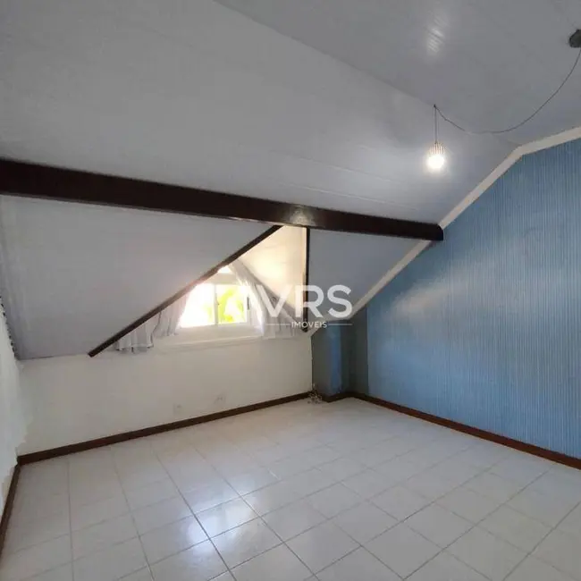 Foto 7 de Casa de Condomínio com 3 quartos à venda, 128m2 em Granja Guarani, Teresopolis - RJ