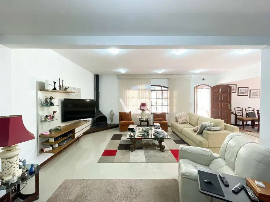 Foto 7 de Casa com 4 quartos à venda, 510m2 em Bom Retiro, Teresopolis - RJ