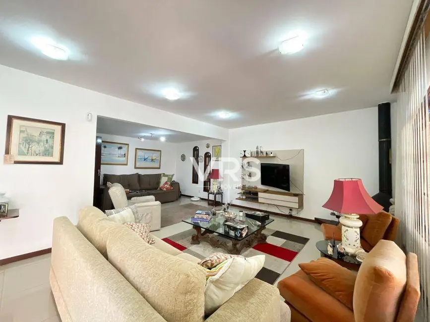 Foto 4 de Casa com 4 quartos à venda, 510m2 em Bom Retiro, Teresopolis - RJ