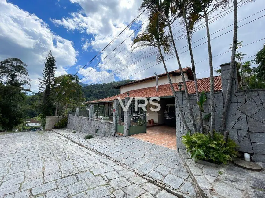 Foto 3 de Casa com 4 quartos à venda, 510m2 em Bom Retiro, Teresopolis - RJ