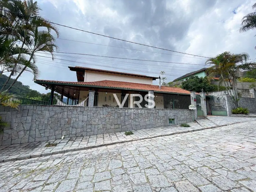 Foto 2 de Casa com 4 quartos à venda, 510m2 em Bom Retiro, Teresopolis - RJ