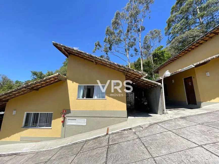 Foto 2 de Casa de Condomínio com 2 quartos à venda, 1926m2 em Araras, Teresopolis - RJ
