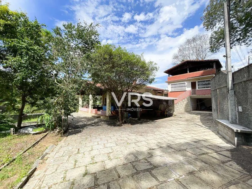 Casa com 3 quartos à venda, 1000m2 em Parque do Imbui, Teresopolis - RJ - imagem 4 Foto 4 de Casa com 3 quartos à venda, 1000m2 em Parque do Imbui, Teresopolis - RJ