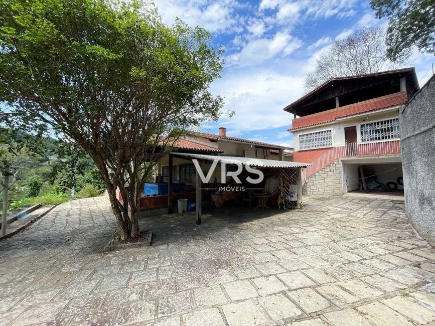 Casa com 3 quartos à venda, 1000m2 em Parque do Imbui, Teresopolis - RJ - imagem 1 Foto 1 de Casa com 3 quartos à venda, 1000m2 em Parque do Imbui, Teresopolis - RJ