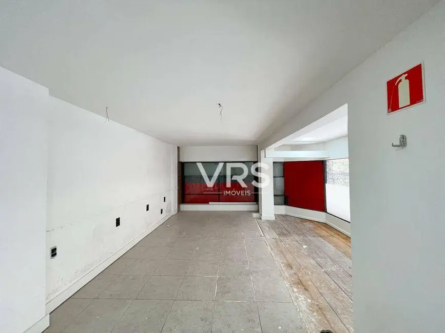 Loja para alugar, 58m2 em Várzea, Teresopolis - RJ - imagem 7 Foto 7 de Loja para alugar, 58m2 em Várzea, Teresopolis - RJ