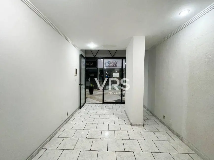 Loja para alugar, 36m2 em Várzea, Teresopolis - RJ - imagem 6 Foto 6 de Loja para alugar, 36m2 em Várzea, Teresopolis - RJ