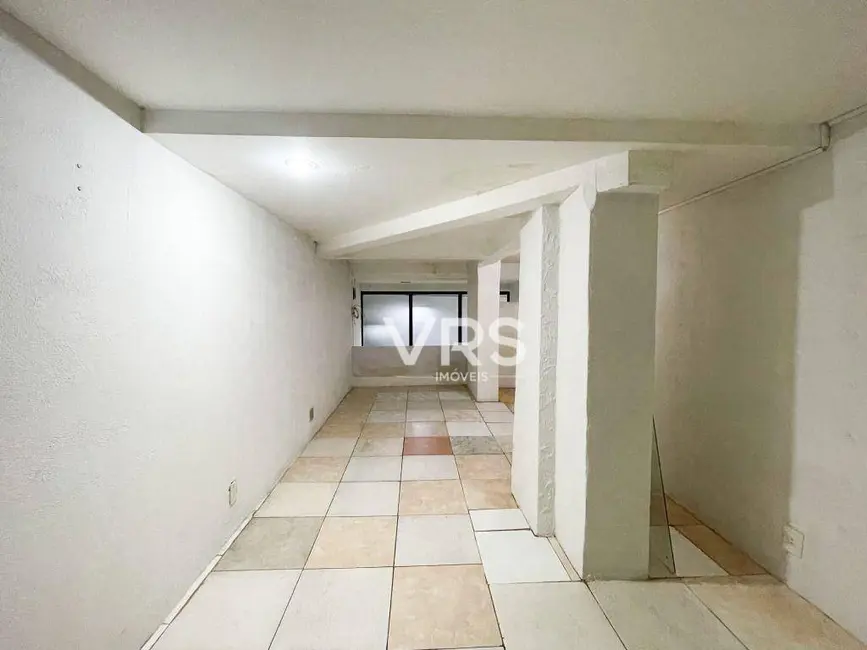 Loja para alugar, 36m2 em Várzea, Teresopolis - RJ - imagem 8 Foto 8 de Loja para alugar, 36m2 em Várzea, Teresopolis - RJ