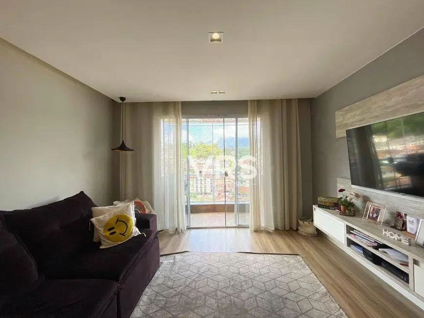 Casa de Condomínio com 2 quartos à venda, 180m2 em Tijuca, Teresopolis - RJ - imagem 3 Foto 3 de Casa de Condomínio com 2 quartos à venda, 180m2 em Tijuca, Teresopolis - RJ