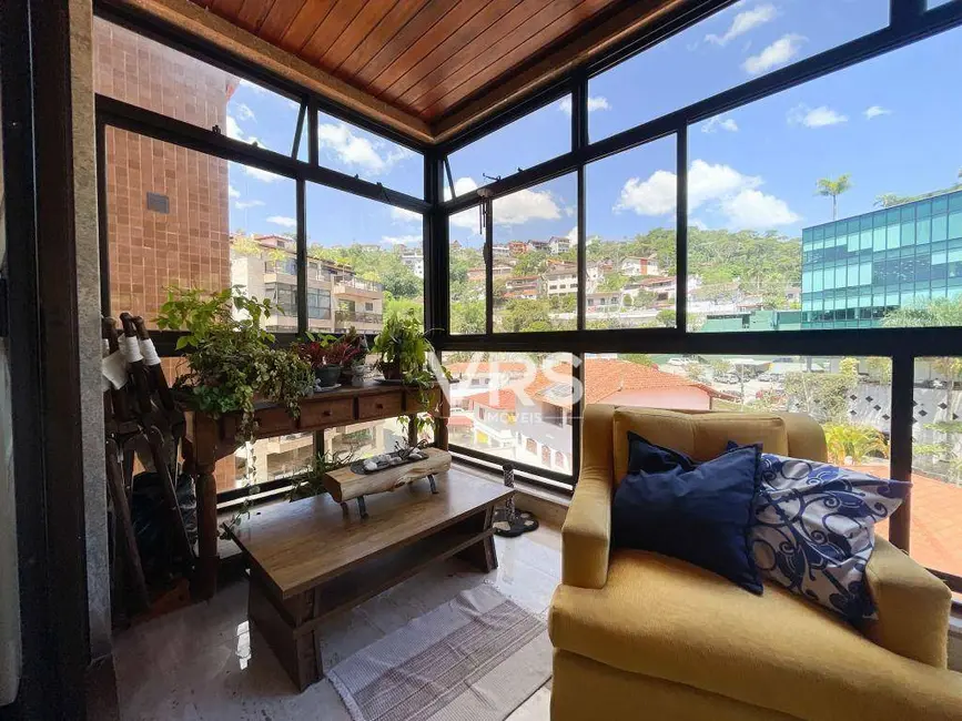 Foto 6 de Apartamento com 3 quartos à venda e para alugar, 144m2 em Várzea, Teresopolis - RJ