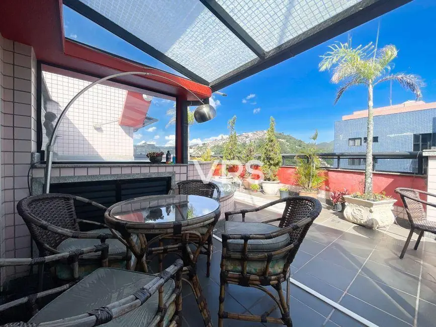 Foto 6 de Cobertura com 5 quartos à venda, 285m2 em Várzea, Teresopolis - RJ