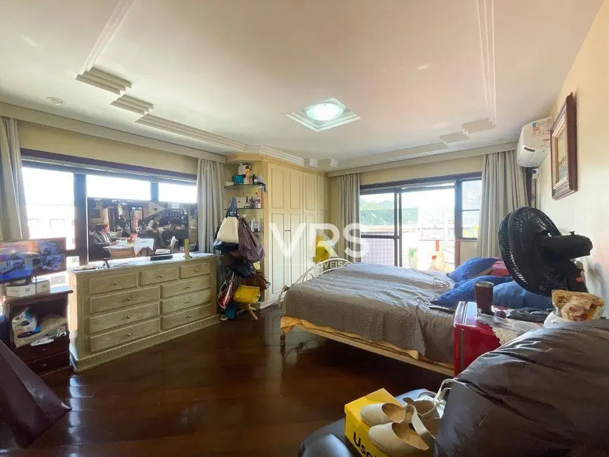 Cobertura com 5 quartos à venda, 285m2 em Várzea, Teresopolis - RJ - imagem 9 Foto 9 de Cobertura com 5 quartos à venda, 285m2 em Várzea, Teresopolis - RJ