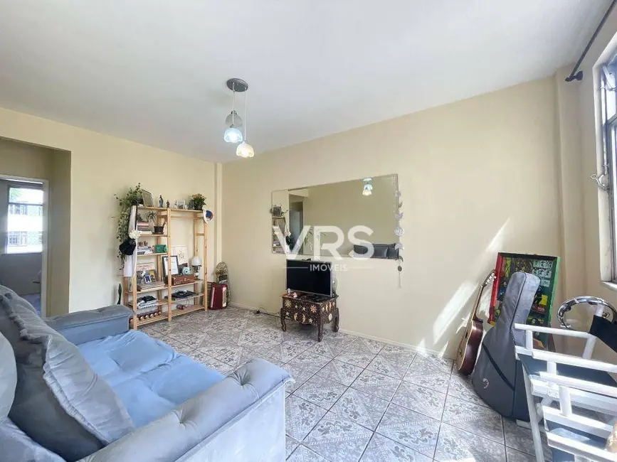 Foto 2 de Apartamento com 2 quartos à venda, 54m2 em Várzea, Teresopolis - RJ