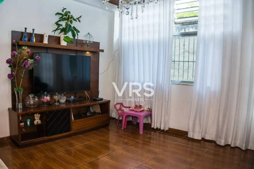 Foto 2 de Apartamento com 2 quartos à venda, 65m2 em Alto, Teresopolis - RJ