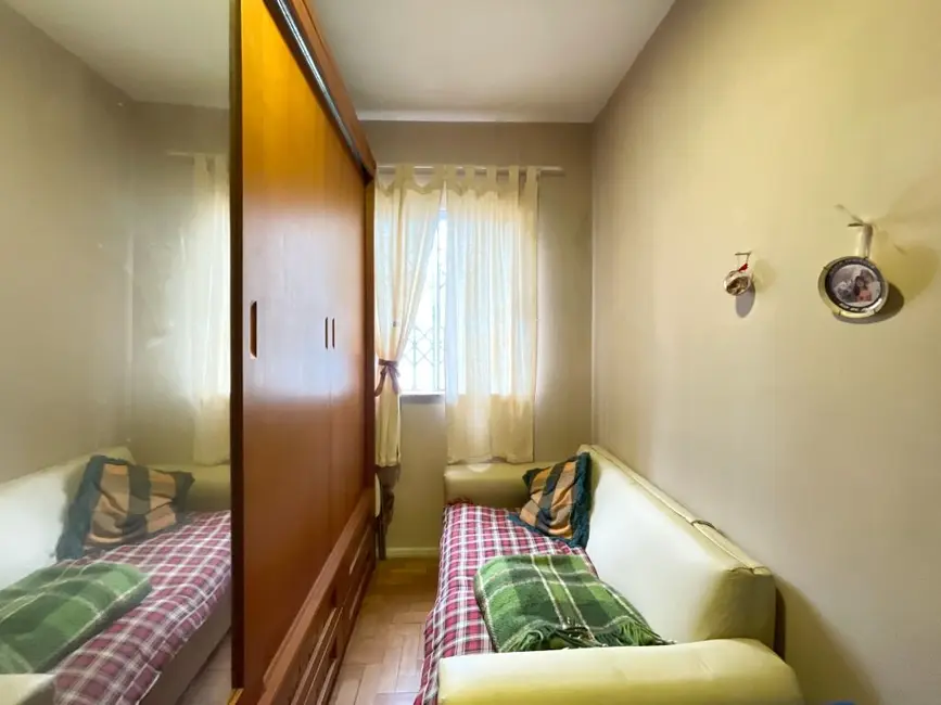 Foto 4 de Apartamento com 2 quartos à venda, 43m2 em Alto, Teresopolis - RJ