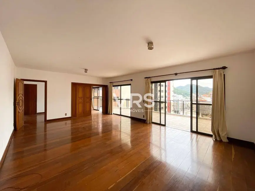 Foto 1 de Cobertura com 4 quartos à venda, 238m2 em Agriões, Teresopolis - RJ