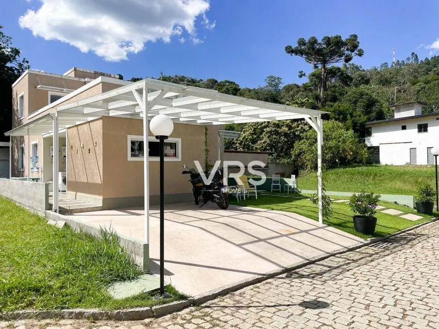 Casa de Condomínio com 3 quartos à venda, 337m2 em Parque do Imbui, Teresopolis - RJ - imagem 3 Foto 3 de Casa de Condomínio com 3 quartos à venda, 337m2 em Parque do Imbui, Teresopolis - RJ