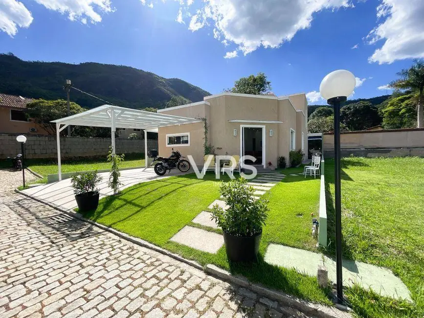 Casa de Condomínio com 3 quartos à venda, 337m2 em Parque do Imbui, Teresopolis - RJ - imagem 1 Foto 1 de Casa de Condomínio com 3 quartos à venda, 337m2 em Parque do Imbui, Teresopolis - RJ