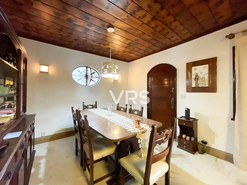 Foto 7 de Casa com 3 quartos à venda, 348m2 em Várzea, Teresopolis - RJ