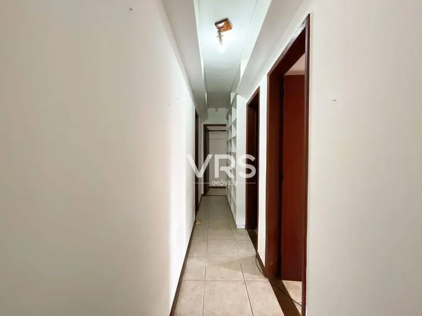 Foto 9 de Casa de Condomínio com 3 quartos à venda, 417m2 em Tijuca, Teresopolis - RJ