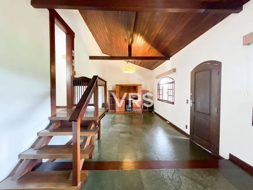 Foto 5 de Casa de Condomínio com 3 quartos à venda, 417m2 em Tijuca, Teresopolis - RJ